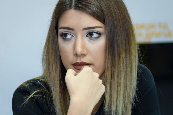 İndi həkimə təcavüzə uğramış oğlan uşaqları daha çox müraciət edirlər İndi həkimə təcavüzə uğramış oğlan uşaqları daha çox müraciət edirlər - Sputnik Azərbaycan