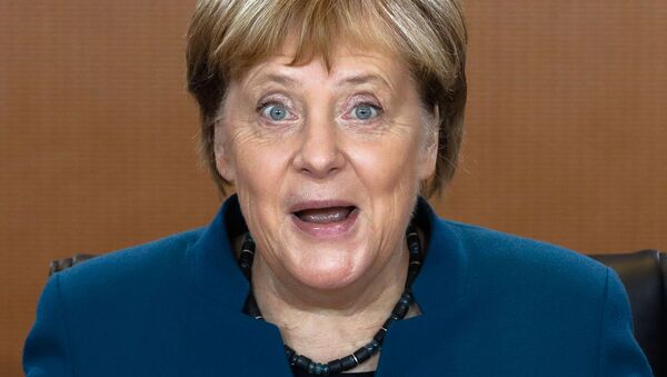 Канцлер Германии Ангела Меркель на еженедельном заседании правительства Германии в Берлине - Sputnik Azərbaycan