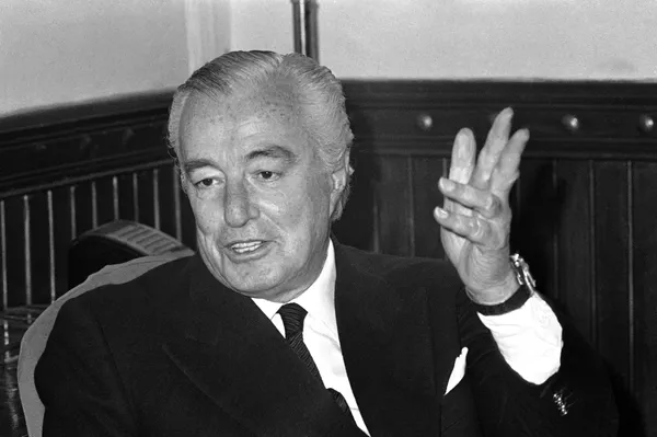 Актер, режиссер, гений и основатель неореализма: памяти Витторио Де Сика Актер, режиссер, гений и основатель неореализма: памяти Витторио Де Сика - Sputnik Азербайджан