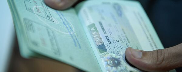 Виза в паспорте гражданина Азербайджана, фото из архива - Sputnik Азербайджан