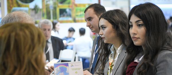 10-я юбилейная Азербайджанская международная выставка в области охраны окружающей среды 10-я юбилейная Азербайджанская международная выставка в области охраны окружающей среды - Sputnik Азербайджан