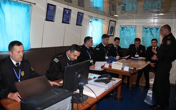 В рамках оперативных учений ВМС выполняют поставленные задачи - Sputnik Азербайджан