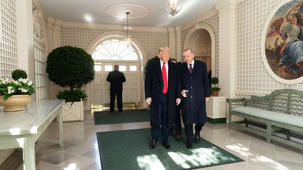 Встреча президентов США и Турции Дональда Трампа и Реджепа Тайипа Эрдогана - Sputnik Азербайджан