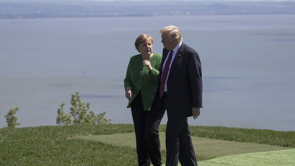 ABŞ Prezidenti Donald Tramp və Almaniya kansleri Angela Merkel - Sputnik Azərbaycan