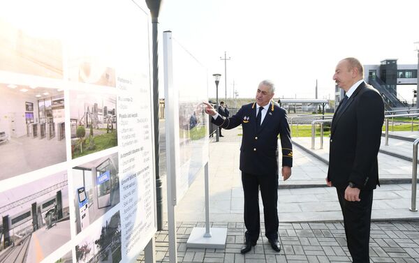 Президент Ильхам Алиев на открытии железнодорожной станции Пиршаги - Sputnik Азербайджан