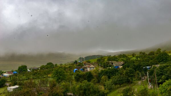 Туман в селе Чайкенд, фото из архива - Sputnik Азербайджан