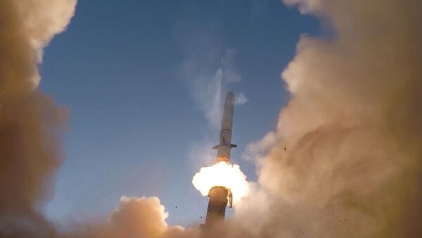 Россия завершила перевооружение на ракетные комплексы “Искандер-М” - Sputnik Азербайджан
