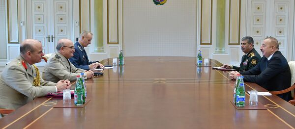 Prezident İlham Əliyev NATO-nun Hərbi Komitəsinin sədri Ser Stüart Piiçin başçılıq etdiyi nümayəndə heyətini qəbul edib - Sputnik Азербайджан