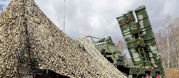 Российская зенитная ракетная система С-400 Российская зенитная ракетная система С-400 - Sputnik Азербайджан