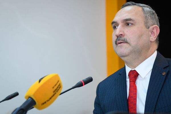Руководитель Общественного объединения гуманитарной поддержки Хаят Азер Аллахверанов - Sputnik Азербайджан