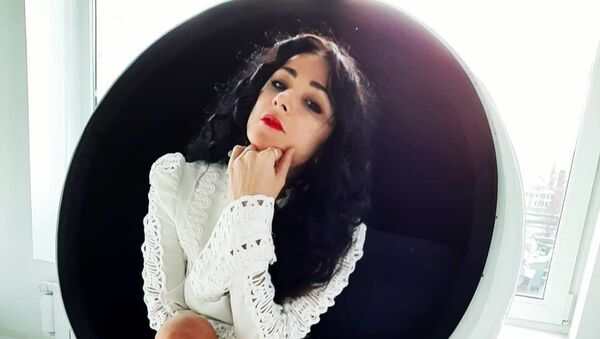 Азербайджанская модель, актриса и певица София Джалилова, - Sputnik Азербайджан