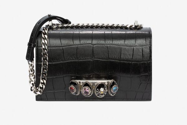 Alexander McQueen и пауки: женщины–хищницы будут в восторге Alexander McQueen и пауки: женщины–хищницы будут в восторге - Sputnik Азербайджан