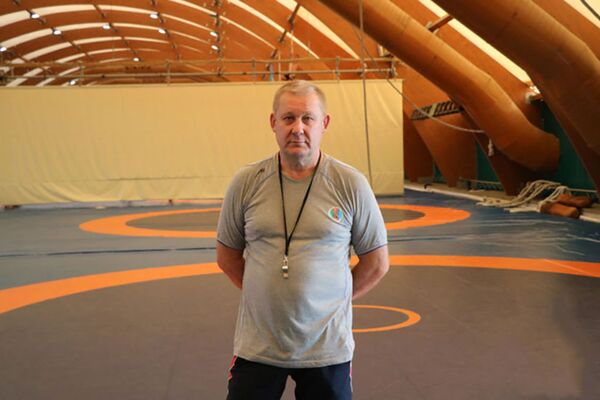 Российский тренер о неудаче азербайджанских борцов на ЧМ: мало тренировок на ковре Российский тренер о неудаче азербайджанских борцов на ЧМ: мало тренировок на ковре - Sputnik Азербайджан