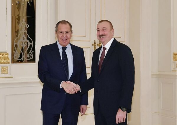 Президент Ильхам Алиев принял Сергея Лаврова Президент Ильхам Алиев принял Сергея Лаврова - Sputnik Азербайджан