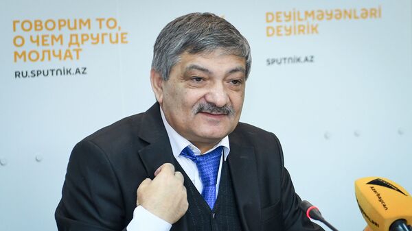 Президент Ассоциации национальной кулинарии и Центра кулинарии Таир Амирасланов - Sputnik Азербайджан