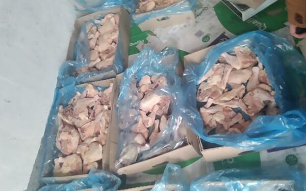 Цех по переработке куриного мяса в Гяндже - Sputnik Азербайджан