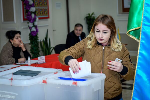 Муниципальные выборы в Азербайджане - Sputnik Азербайджан