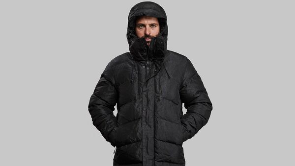 Британский бренд Vollebak создал рекордно прочную куртку, которая переживет своего владельца  - Sputnik Азербайджан