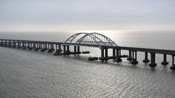 Крымский мост через Керченский пролив - Sputnik Азербайджан