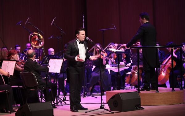 В Центре Гейдара Алиева прошло торжественное закрытие первого Республиканского фестиваля вокалистов - Sputnik Азербайджан