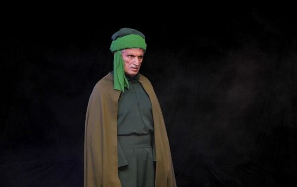 В Азербайджанском государственном театре «Йуг» состоялась премьера спектакля Mənəm, mən... (Я есть я),  - Sputnik Азербайджан