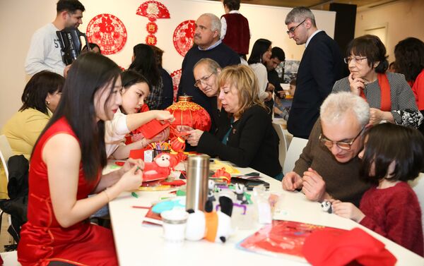 В Музее ковра проходят мероприятия, посвященные Китайскому Новому году - Sputnik Азербайджан