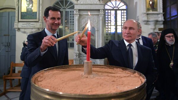 Президент России Владимир Путин и президент Сирии Башар Асад в кафедральном соборе Пресвятой Богородицы в Дамаске - Sputnik Azərbaycan