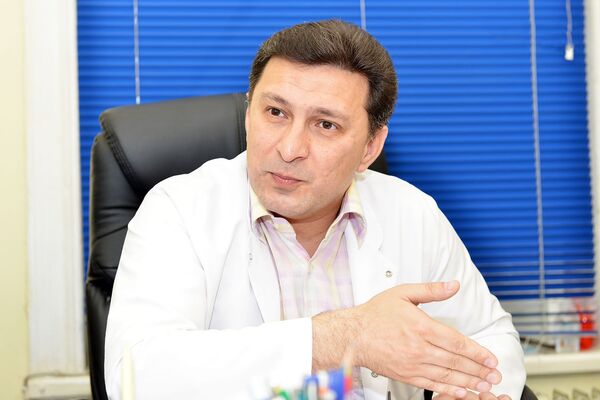 Ректор Азербайджанского мединститута: я лечусь у своих коллег - Sputnik Азербайджан