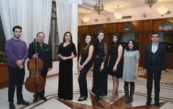 Молодые таланты выступили на сцене Филармонии - Sputnik Азербайджан