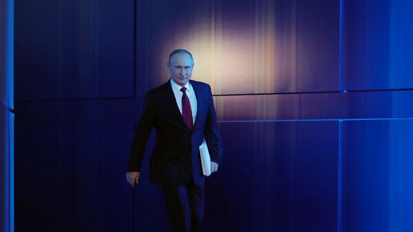Президент РФ Владимир Путин перед началом ежегодного послания президента РФ Федеральному Собранию. 15 января 2020 - Sputnik Азербайджан