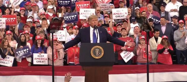 Президент США Дональд Трамп поддержал протестующих в Иране - Sputnik Азербайджан