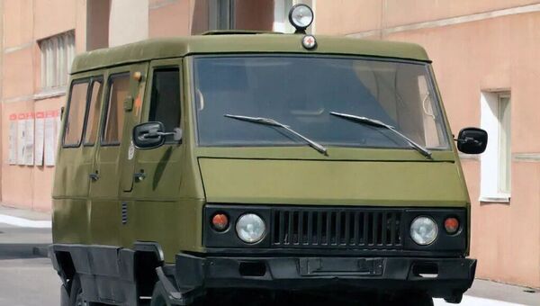 Автомобиль УАЗ-3972 - Sputnik Азербайджан