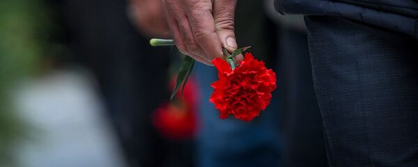 Траурное шествие на Аллее шехидов 20 января 2020 года Траурное шествие на Аллее шехидов 20 января 2020 года - Sputnik Азербайджан