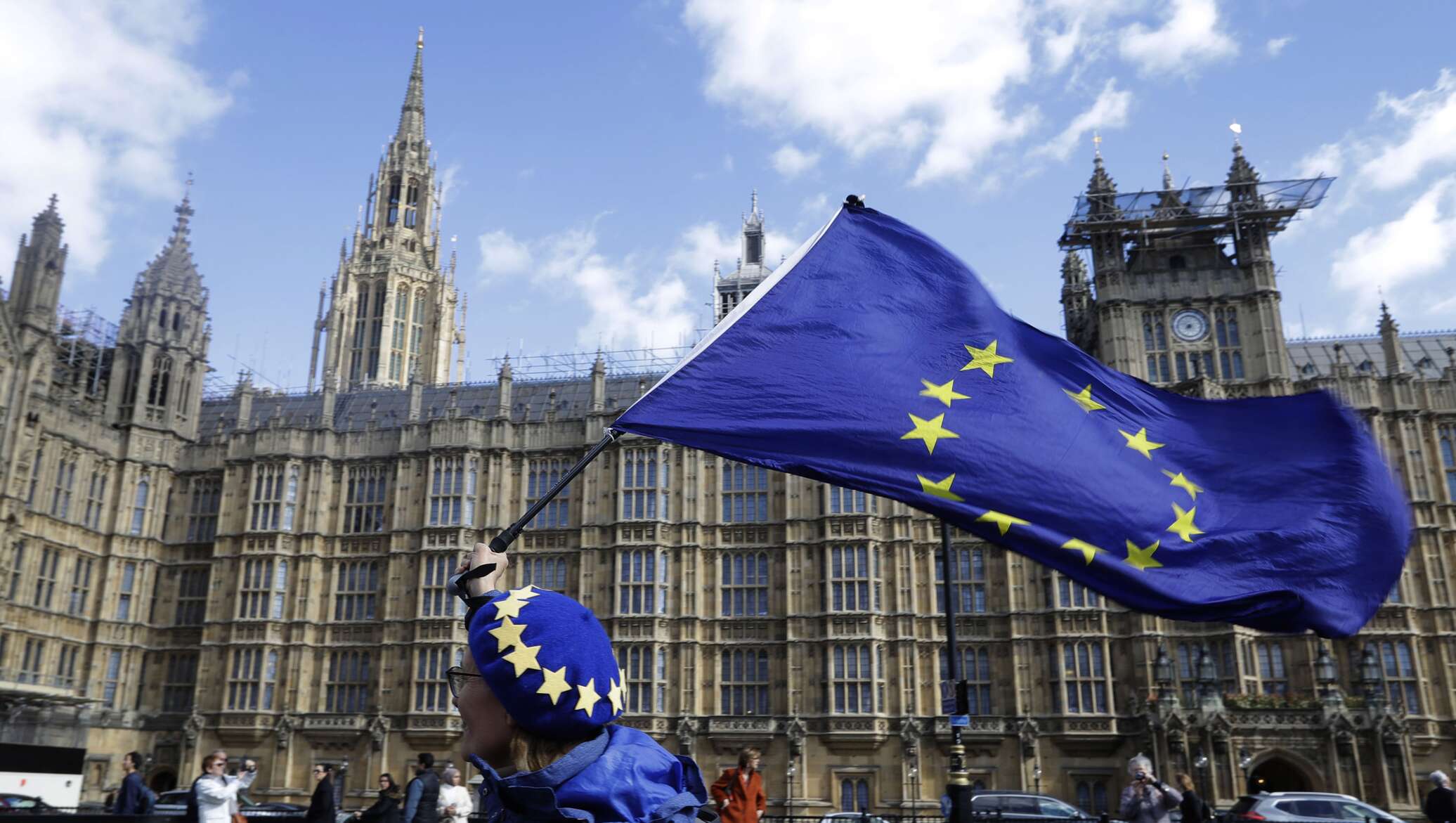 Великобритания является европой. Парламент Великобритании. Выход Великобритании из европейского Союза. Брексит. Флаг Европы парламент.