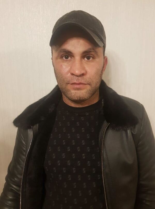 Гроза бакинского поселка попался полиции после ограбления десятка домов Гроза бакинского поселка попался полиции после ограбления десятка домов - Sputnik Азербайджан