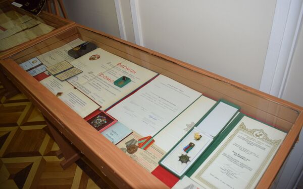В Музее истории почтили память заслуженного деятеля науки Сары Ашурбейли - Sputnik Азербайджан