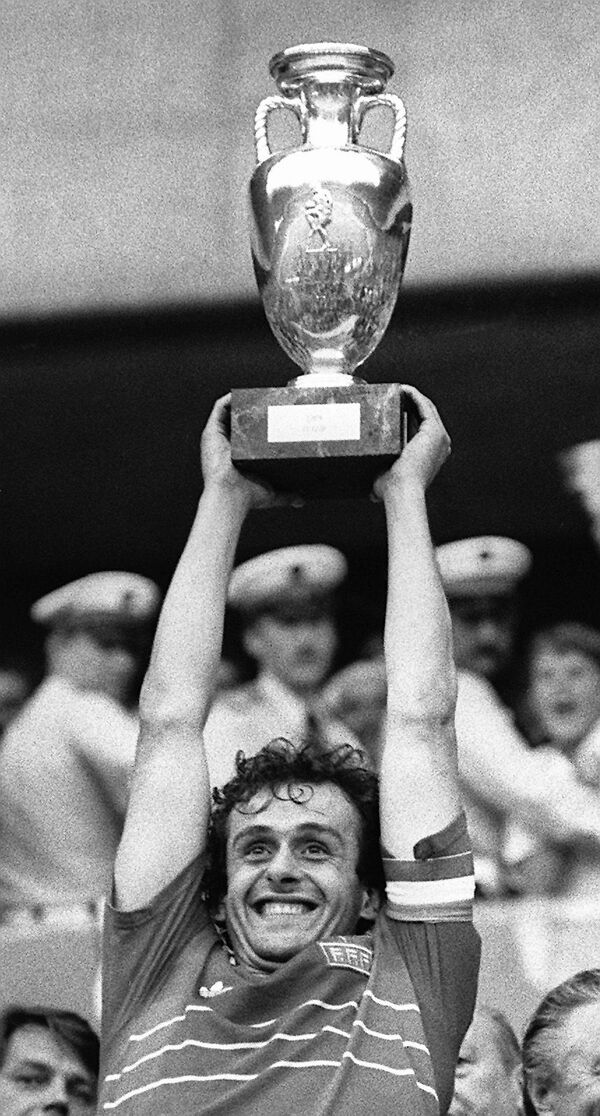 ЕВРО-1984: чемпионат имени Платини - Sputnik Азербайджан