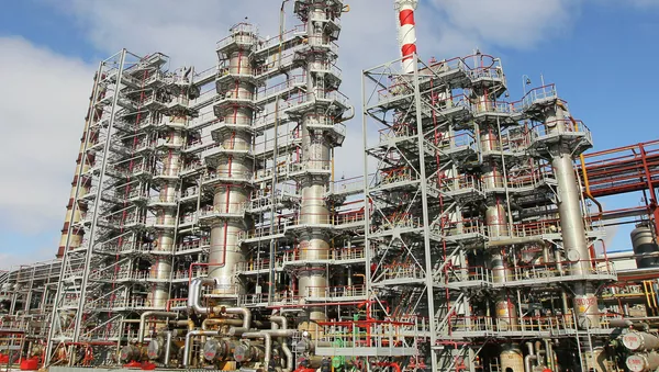 Мозырский нефтеперерабатывающий завод  - Sputnik Азербайджан