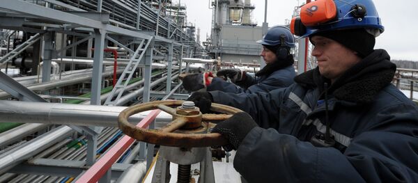 Мозырский нефтеперерабатывающий завод в Белоруссии - Sputnik Азербайджан