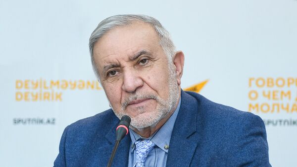 Председатель Союза свободных потребителей Азербайджана Эйюб Гусейнов - Sputnik Азербайджан