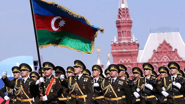 Военнослужащие Национальной армии Азербайджана во время генеральной репетиции военного парада, фото из архива - Sputnik Азербайджан