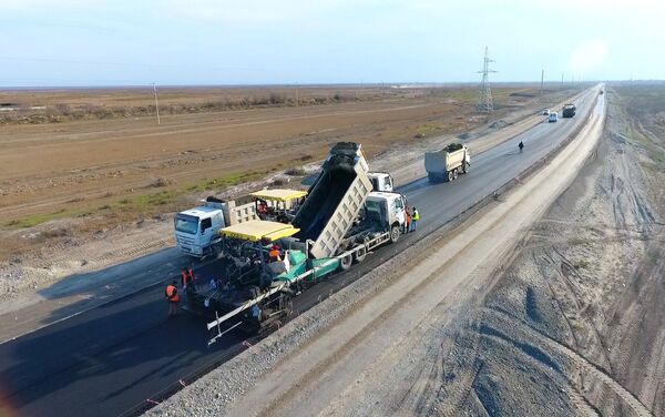 Реконструкция автомобильной дороги Бахрамтепе-Билясувар - Sputnik Азербайджан
