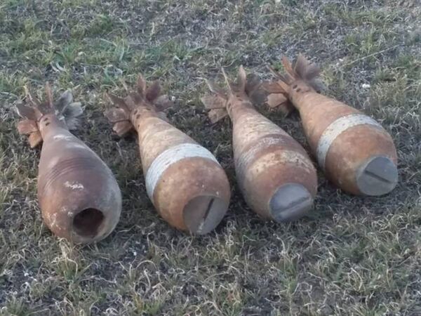 В Азербайджане под сельским мостом сделана пугающая находка В Азербайджане под сельским мостом сделана пугающая находка - Sputnik Азербайджан