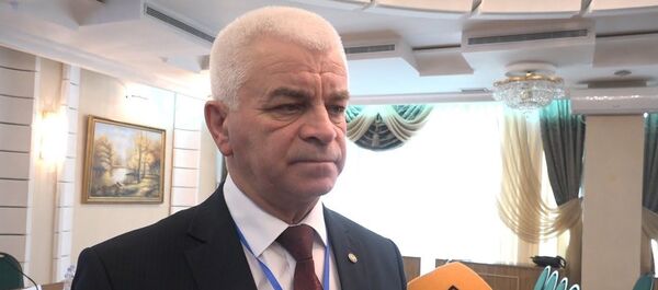 Заместитель председателя Исполкома СНГ Виктор Гуминский Виктор Гуминский, фото из архива Заместитель председателя Исполкома СНГ Виктор Гуминский Виктор Гуминский, фото из архива - Sputnik Азербайджан