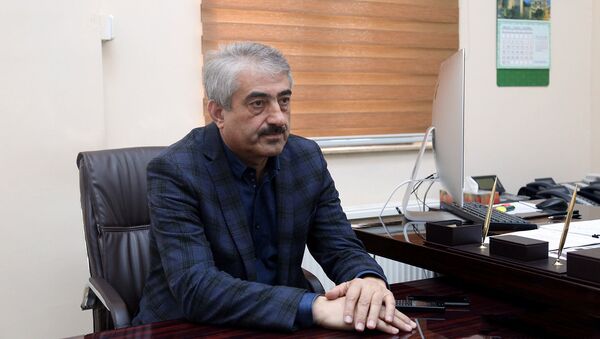 Глава пресс-службы ОАО «Азеришыг» Танрыверди Мустафаев - Sputnik Азербайджан