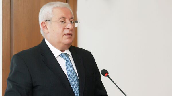Глава Исполнительной власти Нефтчалинского района Исмаил Велиев - Sputnik Азербайджан