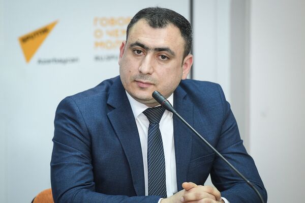 ГМО много лет уничтожают азербайджанские продукты ГМО много лет уничтожают азербайджанские продукты - Sputnik Азербайджан
