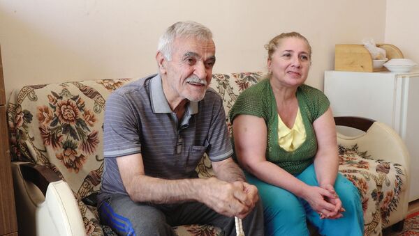 В доме престарелых живет любовь – история азербайджанской пары - Sputnik Азербайджан