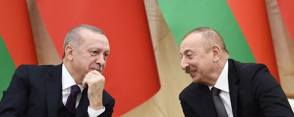 Подписание азербайджано-турецких документов Подписание азербайджано-турецких документов - Sputnik Азербайджан