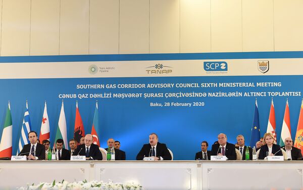 Президент Ильхам Алиев на заседании министров Консультативного совета Южного газового коридора - Sputnik Азербайджан